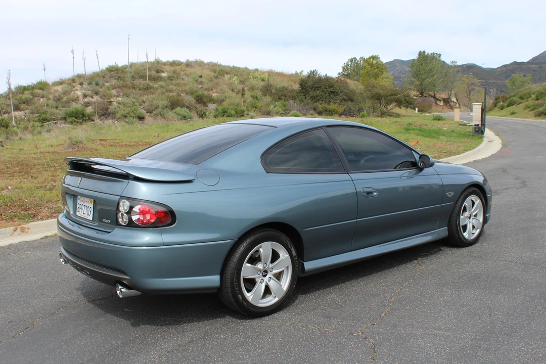2006 Pontiac GTO 4th Gen - Image 11 of 31
