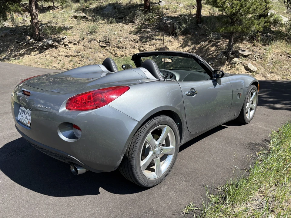 2006 Pontiac Solstice - Image 15 of 31