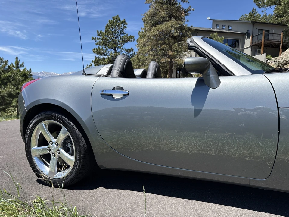 2006 Pontiac Solstice - Image 29 of 31