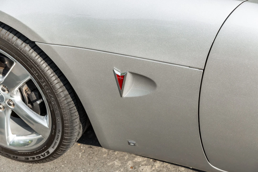 2006 Pontiac Solstice - Image 29 of 31