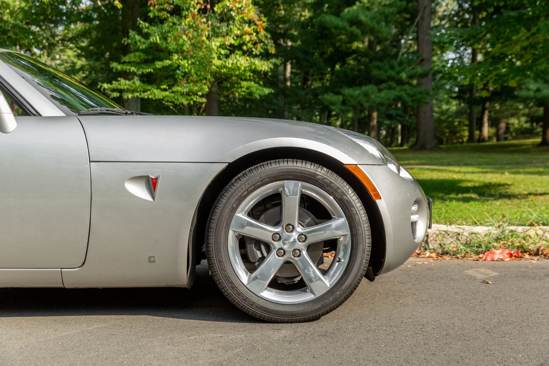 2006 Pontiac Solstice - Image 17 of 31