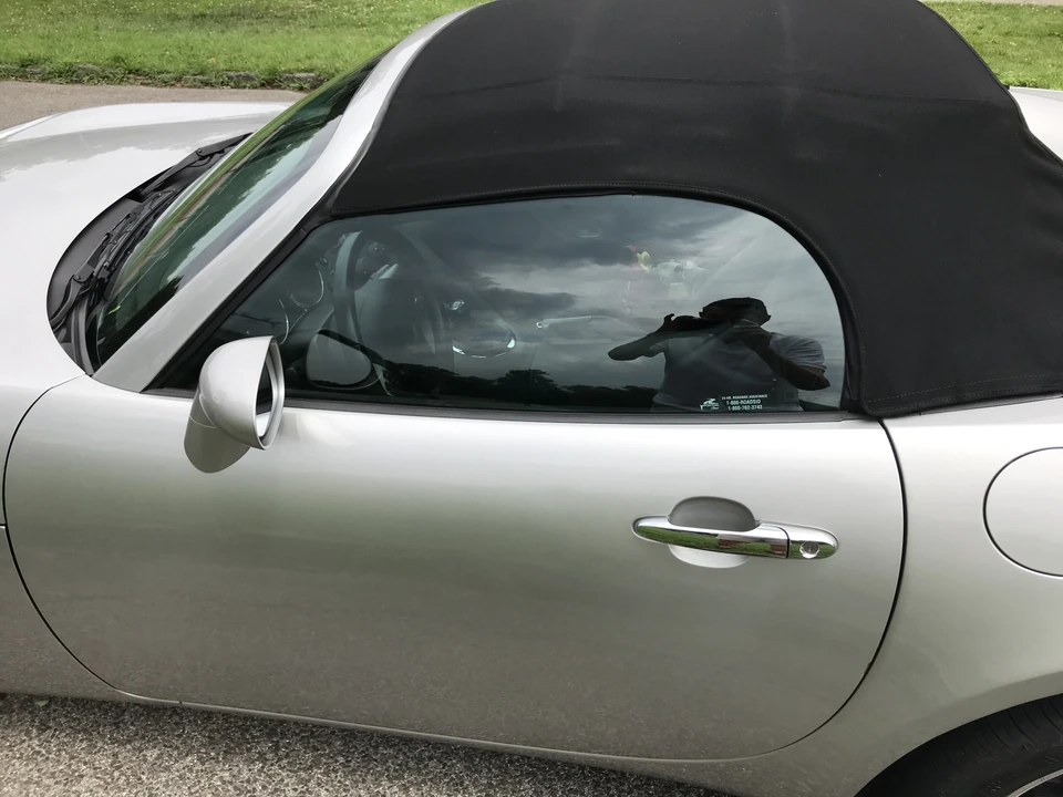 2006 Pontiac Solstice - Image 19 of 31