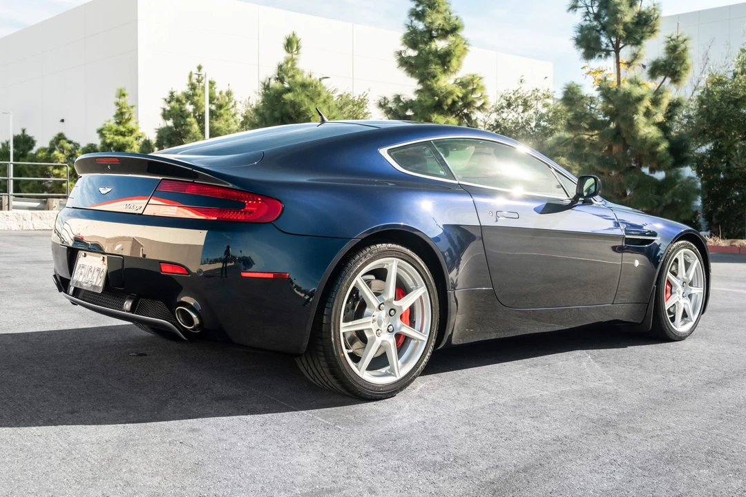 2007 Aston Martin V8 Vantage (2006-2017) - Image 7 of 31