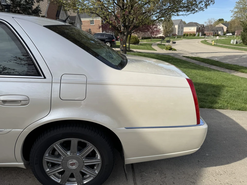 2007 Cadillac DTS - Image 20 of 31