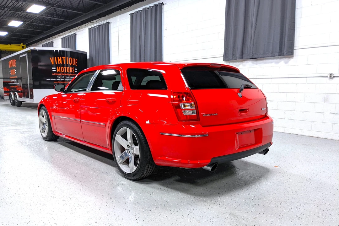 2007 Dodge Magnum SRT8 2nd Gen - Image 5 of 31