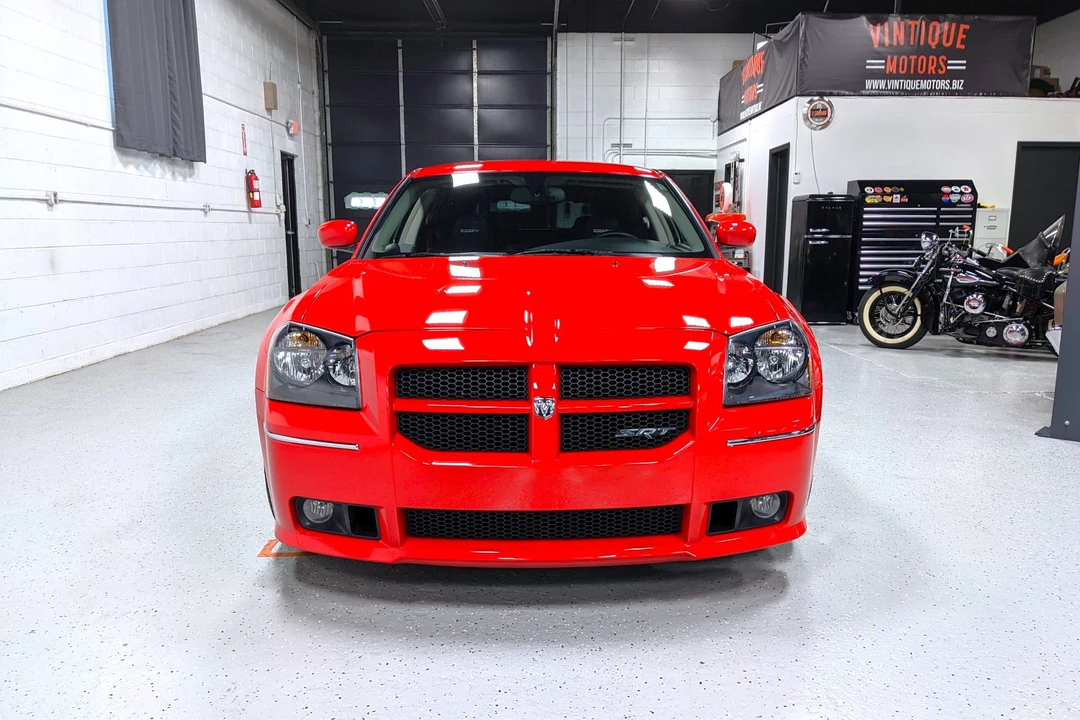 2007 Dodge Magnum SRT8 2nd Gen - Image 17 of 31