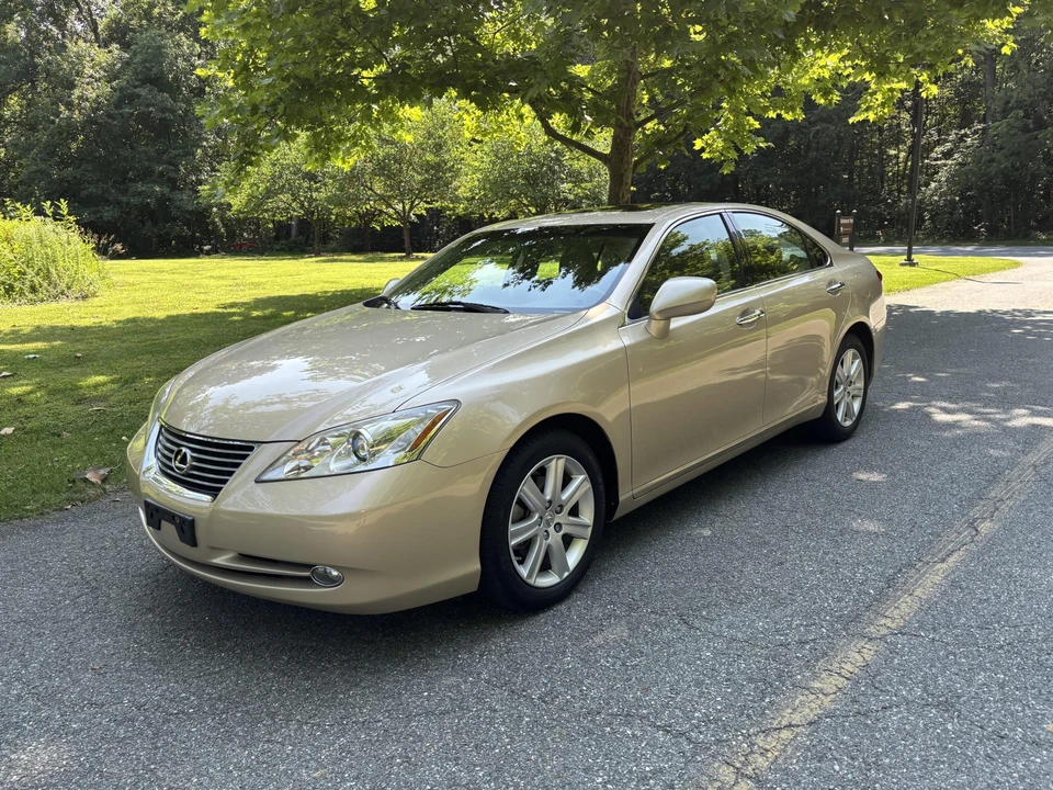 2007 Lexus ES 5th Gen - Image 12 of 31