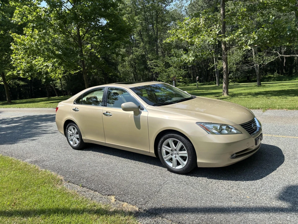 2007 Lexus ES 5th Gen - Image 24 of 31