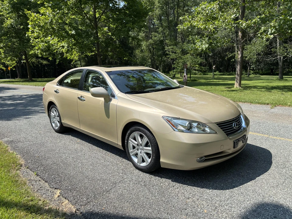2007 Lexus ES 5th Gen - Image 26 of 31