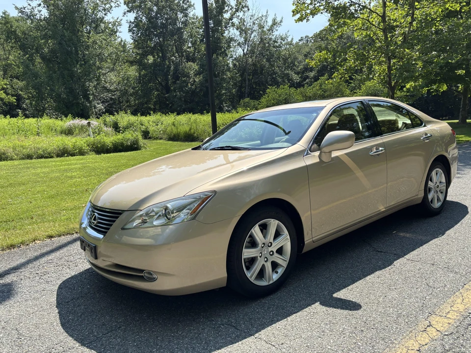 2007 Lexus ES 5th Gen - Image 31 of 31
