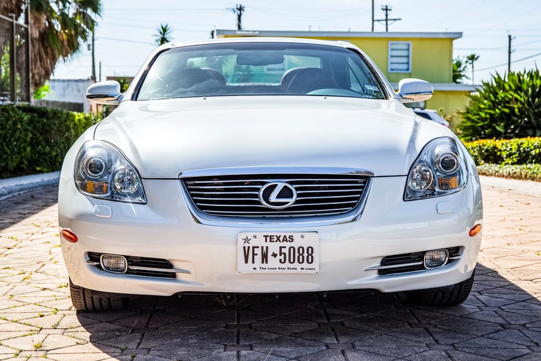 2007 Lexus SC430 - Image 3 of 31