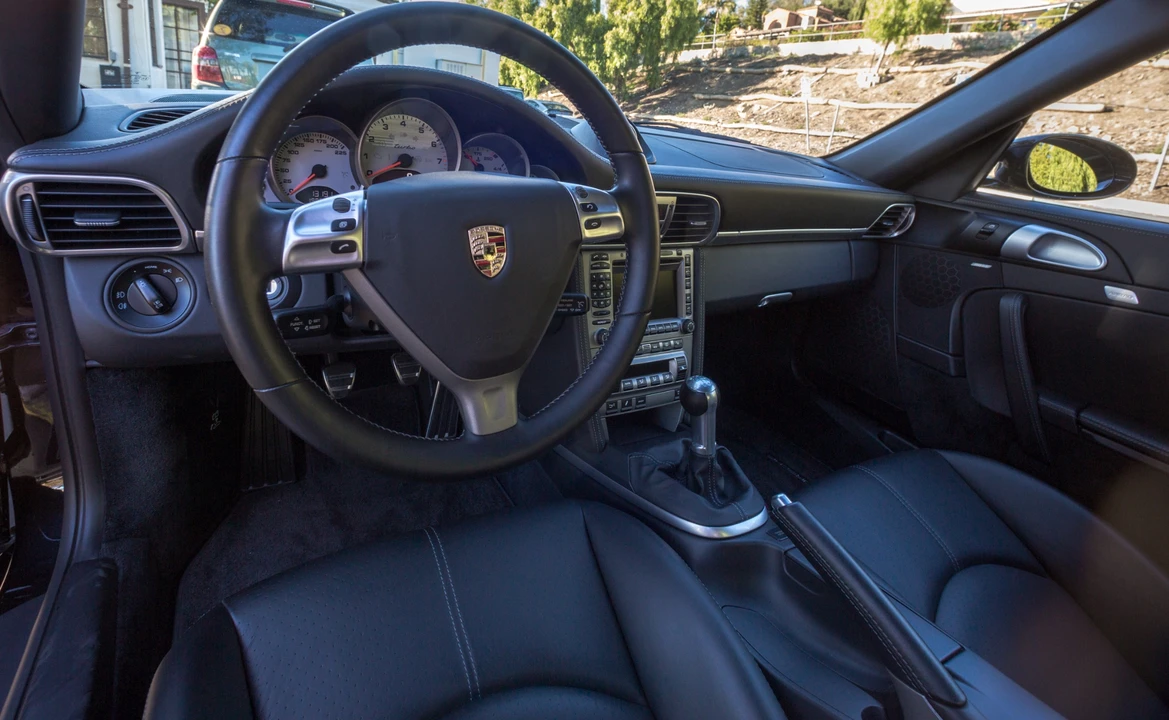 2007 Porsche 997 Turbo - Image 26 of 31