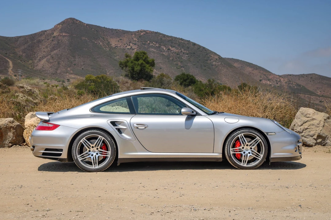2007 Porsche 997 Turbo - Image 10 of 31