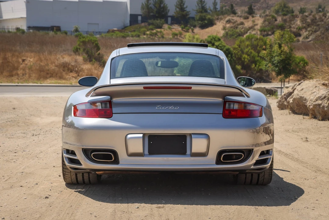 2007 Porsche 997 Turbo - Image 15 of 31