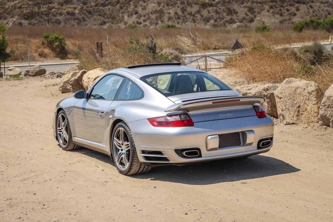 2007 Porsche 997 Turbo - Image 16 of 31