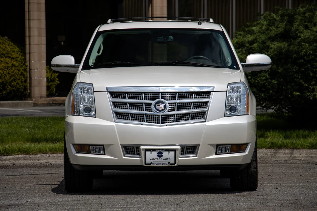 2008 Cadillac Escalade & EXT 3rd Gen - Image 25 of 31