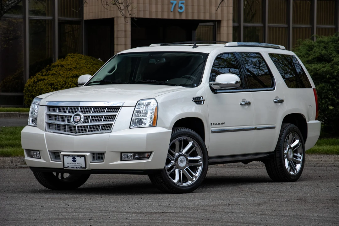 2008 Cadillac Escalade & EXT 3rd Gen - Image 4 of 31