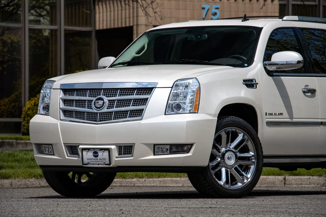 2008 Cadillac Escalade & EXT 3rd Gen - Image 28 of 31