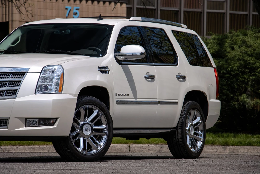 2008 Cadillac Escalade & EXT 3rd Gen - Image 29 of 31