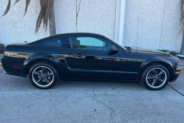 2008 Ford S197 Mustang - Image 3 of 8