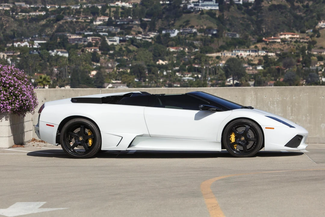 2008 Lamborghini Murcielago LP640 - Image 28 of 31