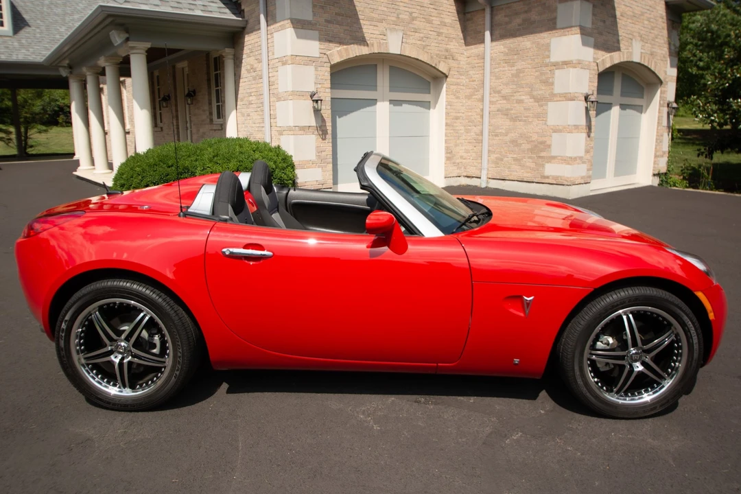 2008 Pontiac Solstice - Image 6 of 31
