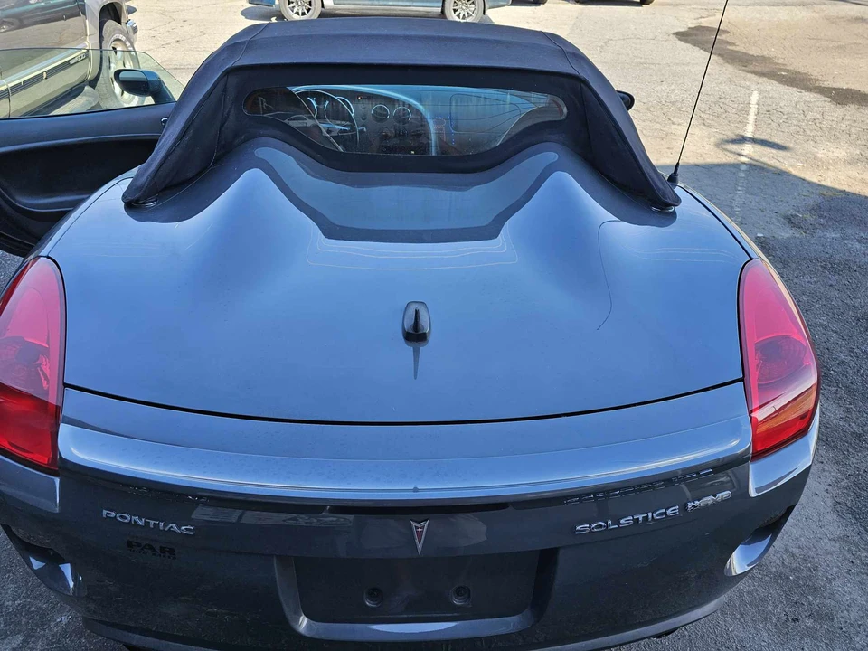 2008 Pontiac Solstice GXP - Image 13 of 31