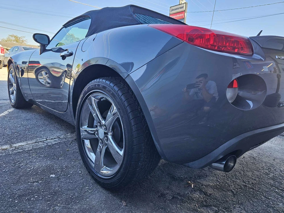 2008 Pontiac Solstice GXP - Image 11 of 31