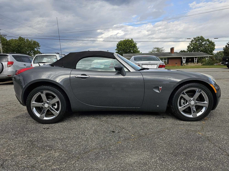 2008 Pontiac Solstice GXP - Image 7 of 31