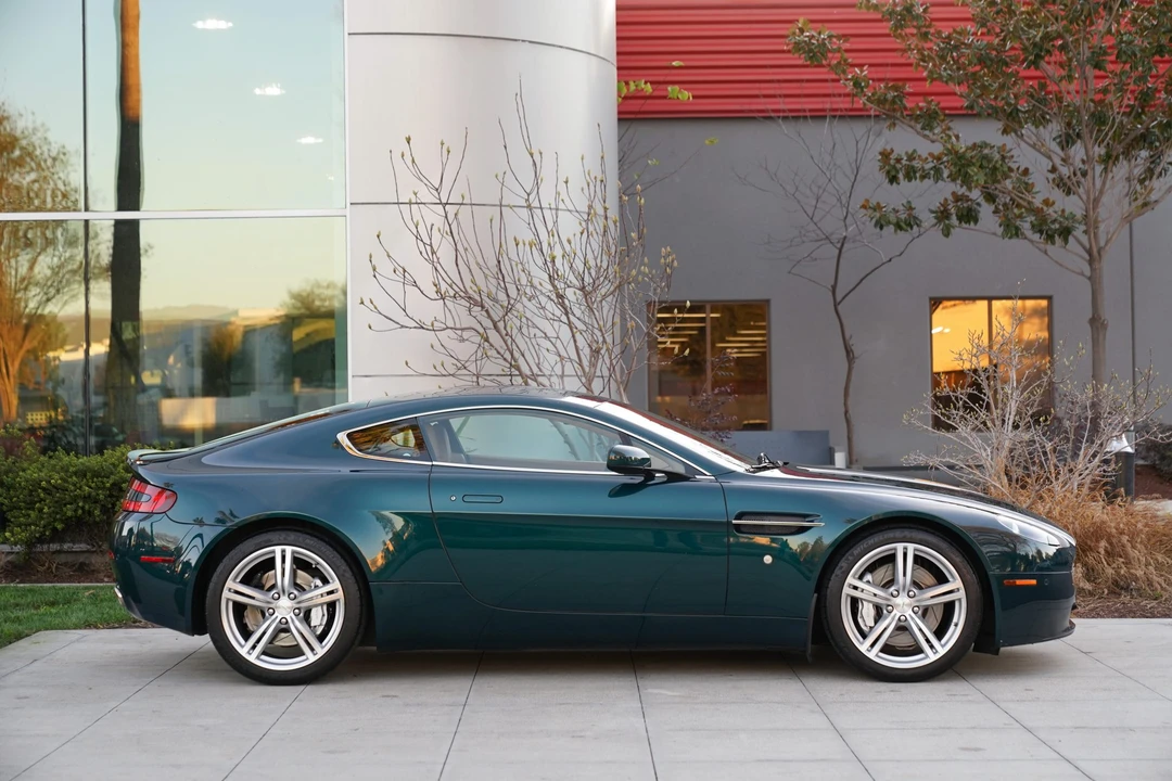 2009 Aston Martin V8 Vantage (2006-2017) - Image 23 of 31