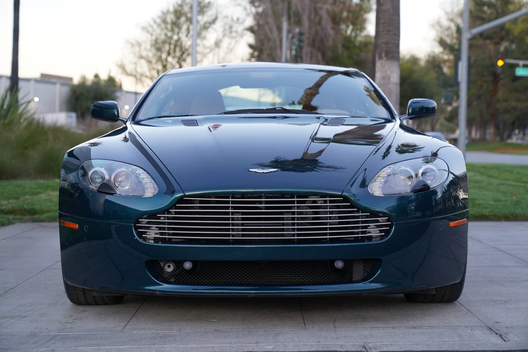 2009 Aston Martin V8 Vantage (2006-2017) - Image 11 of 31