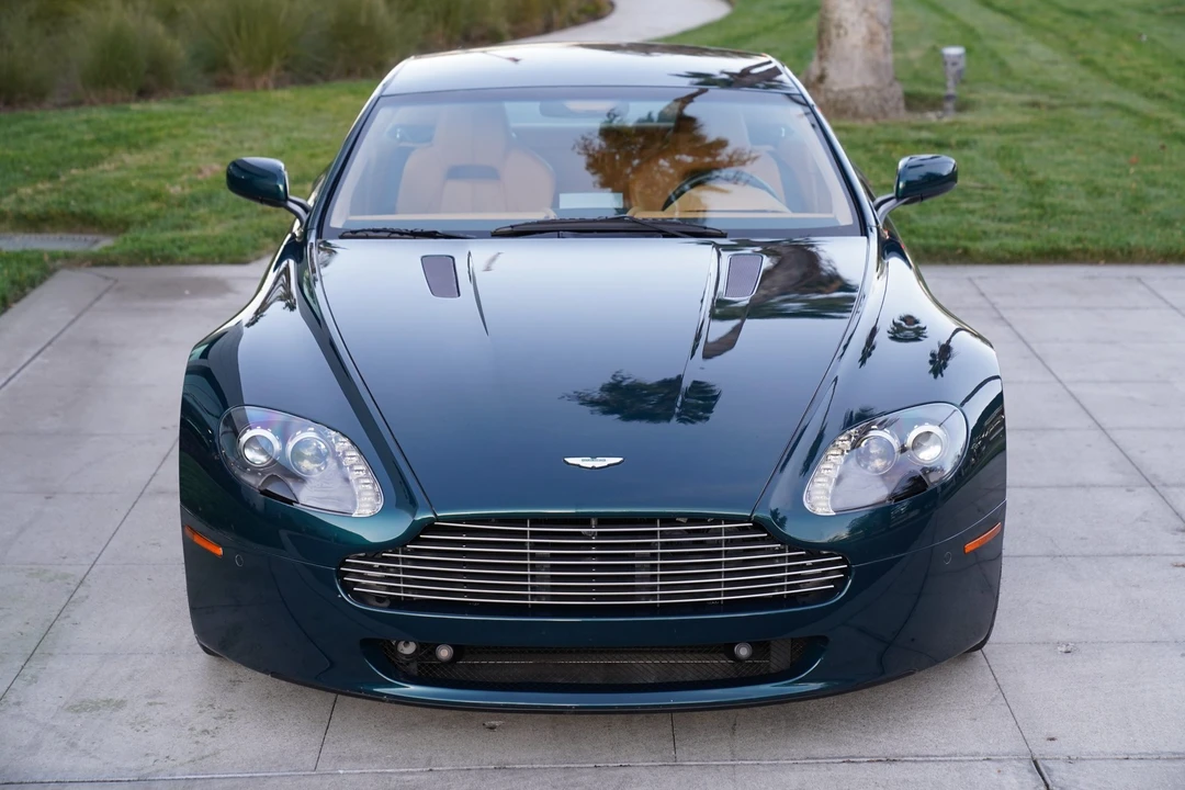 2009 Aston Martin V8 Vantage (2006-2017) - Image 9 of 31