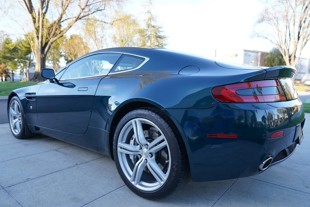 2009 Aston Martin V8 Vantage (2006-2017) - Image 14 of 31
