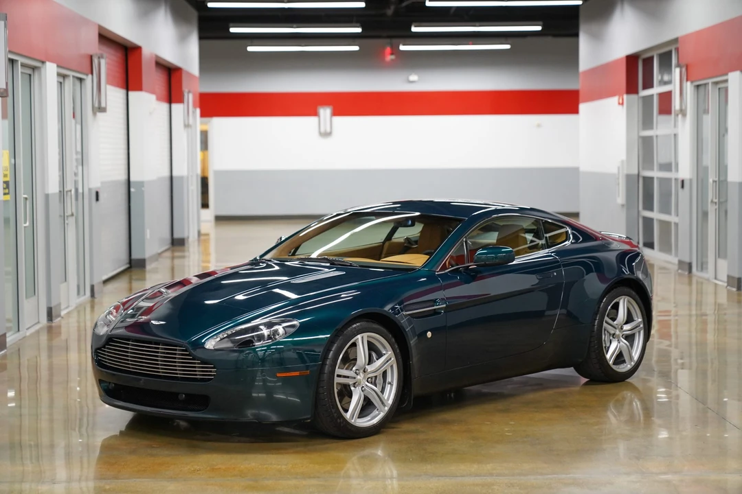 2009 Aston Martin V8 Vantage (2006-2017) - Image 28 of 31