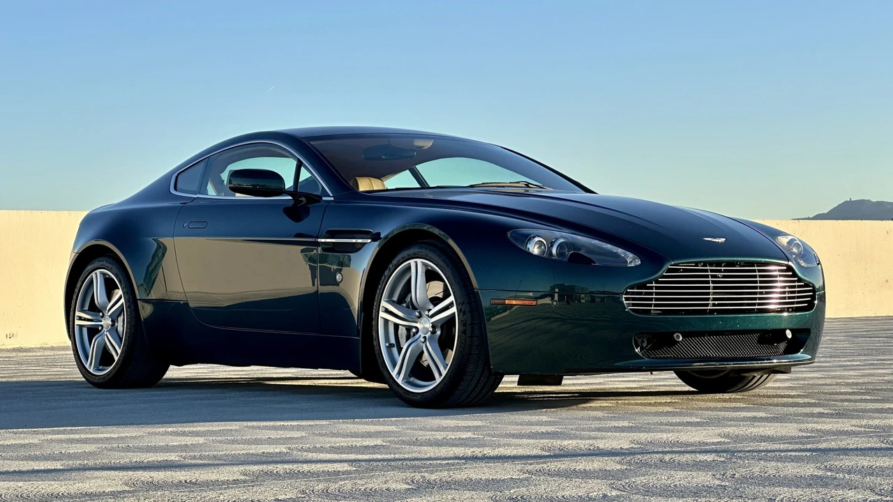 2009 Aston Martin V8 Vantage (2006-2017) - Image 7 of 31