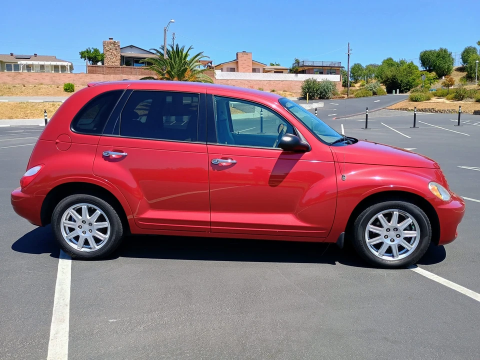 2009 Chrysler PT Cruiser - Image 6 of 31