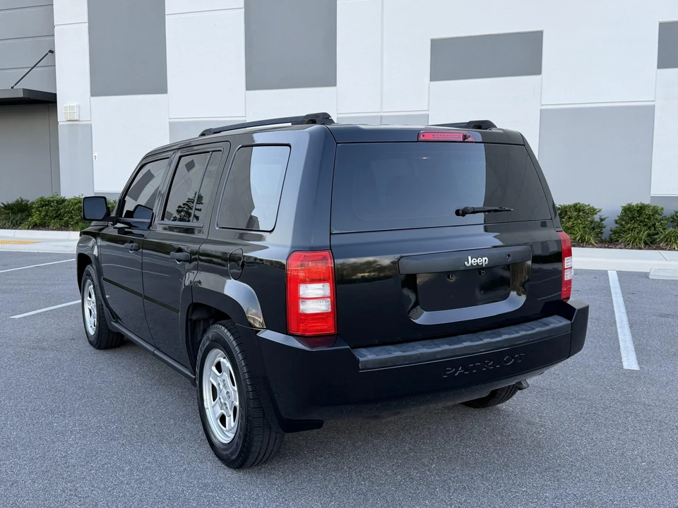 2009 Jeep Patriot - Image 17 of 31