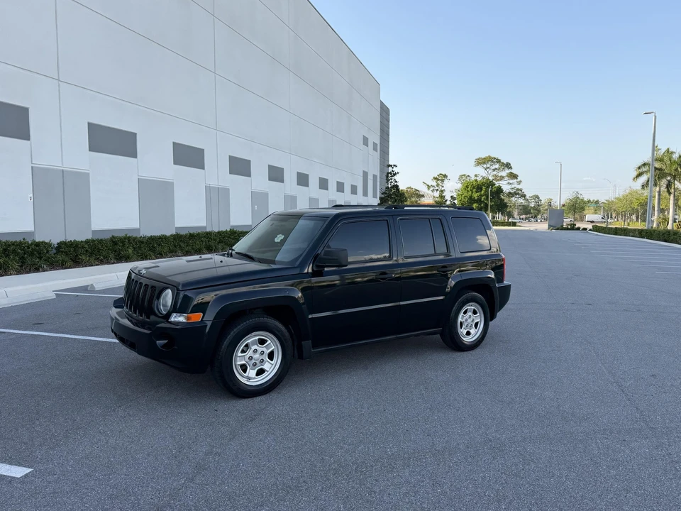 2009 Jeep Patriot - Image 10 of 31