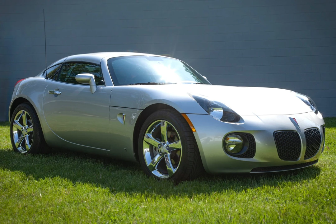 2009 Pontiac Solstice GXP - Image 4 of 31