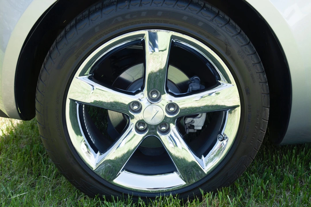 2009 Pontiac Solstice GXP - Image 30 of 31