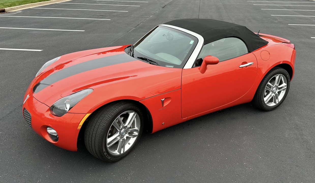 2009 Pontiac Solstice - Image 4 of 31