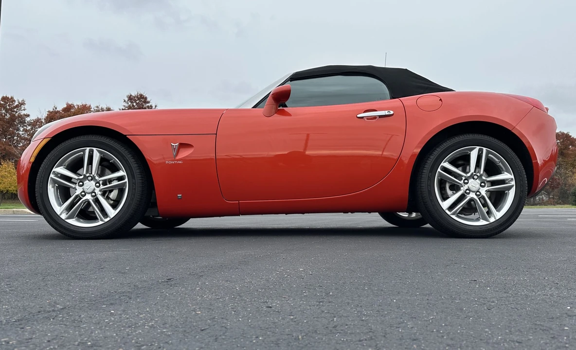 2009 Pontiac Solstice - Image 21 of 31
