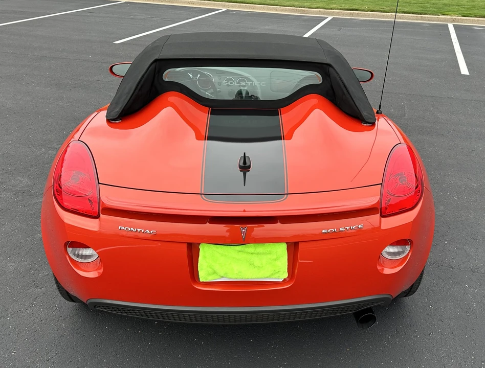 2009 Pontiac Solstice - Image 24 of 31