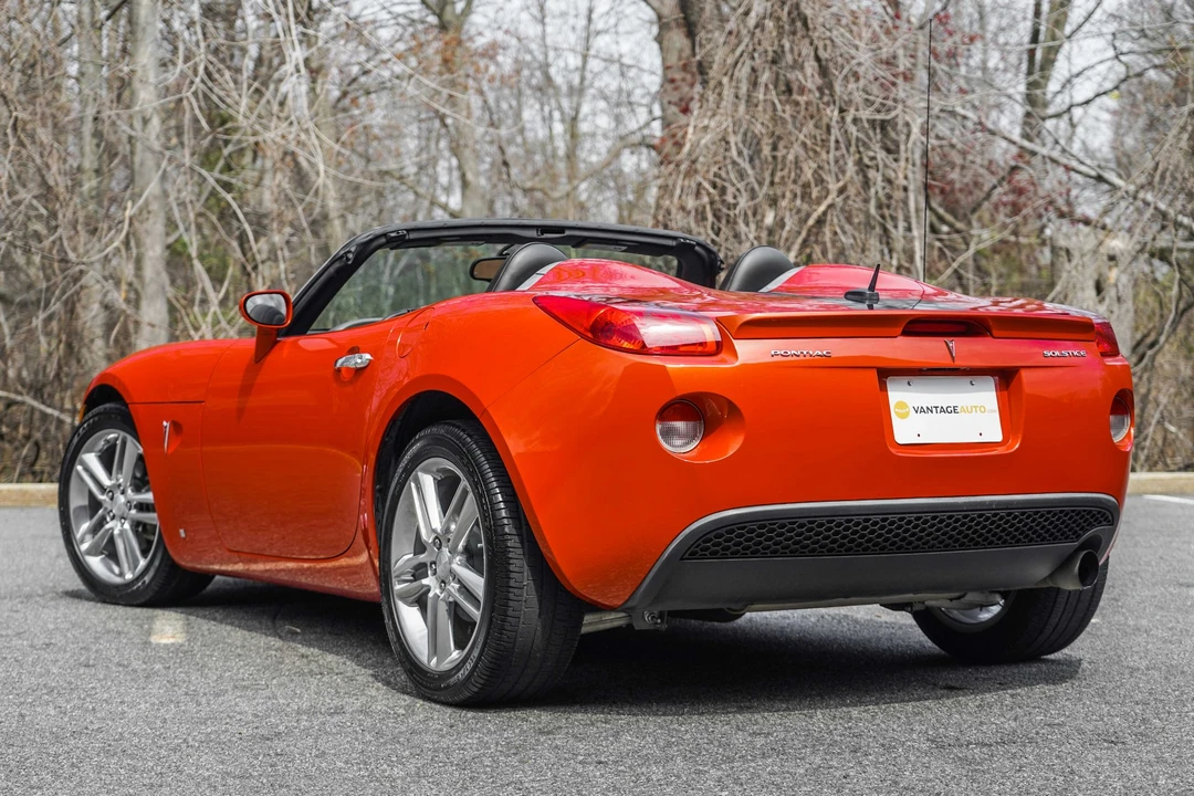 2009 Pontiac Solstice - Image 11 of 31