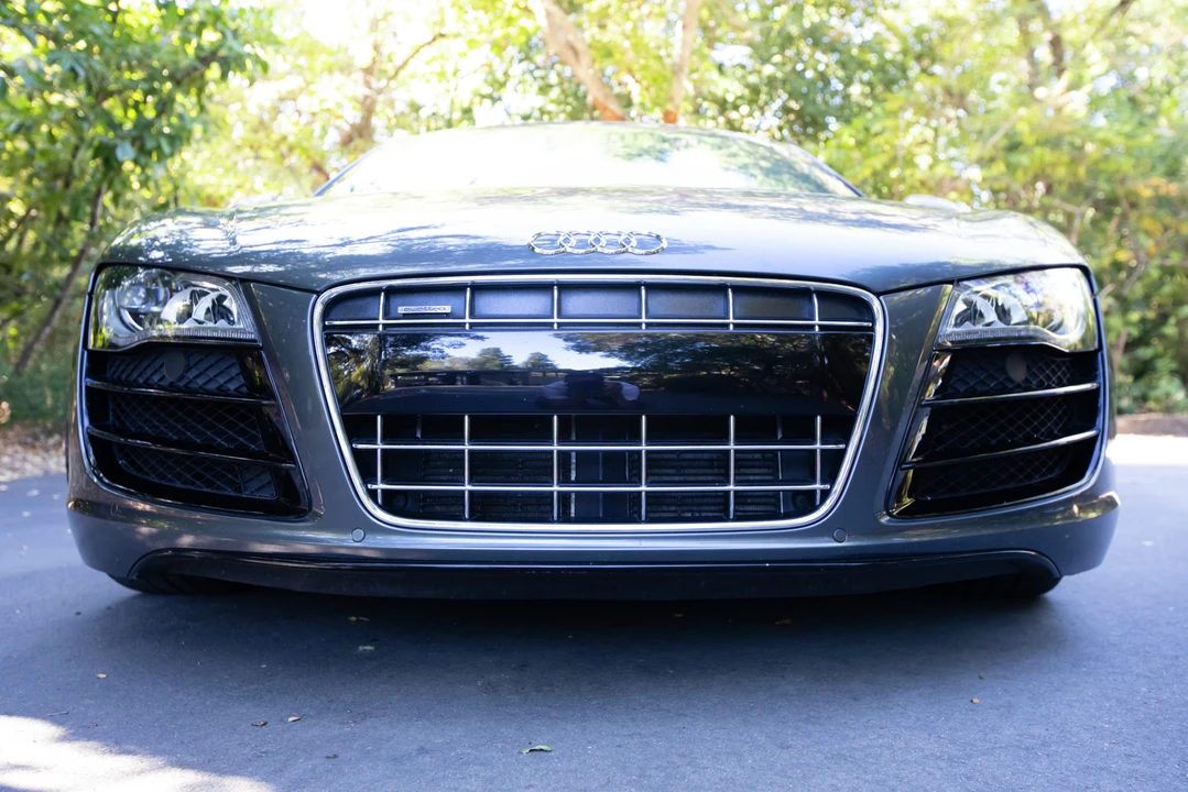 2010 Audi 42 R8 - Image 8 of 31