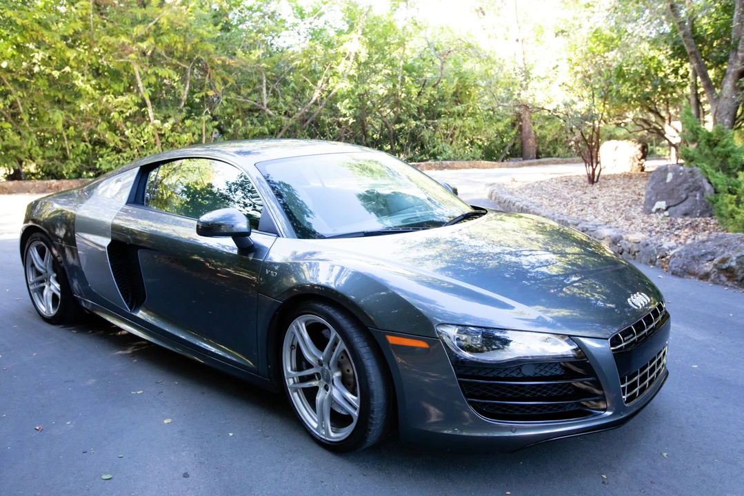2010 Audi 42 R8 - Image 10 of 31