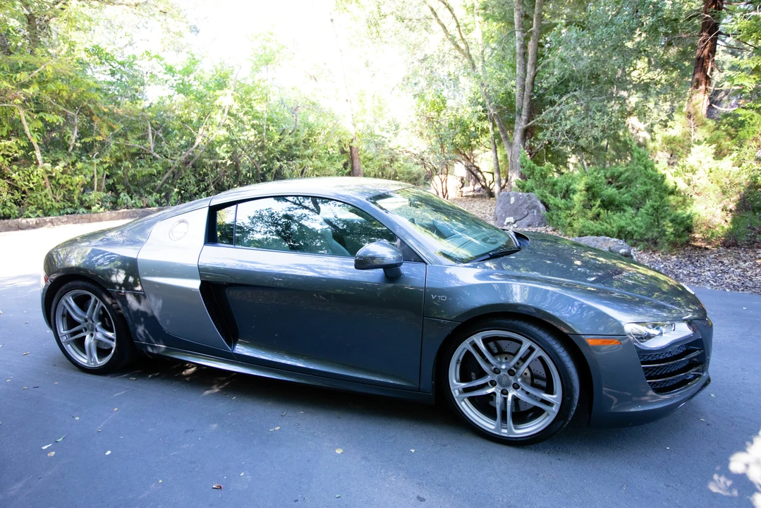 2010 Audi 42 R8 - Image 15 of 31