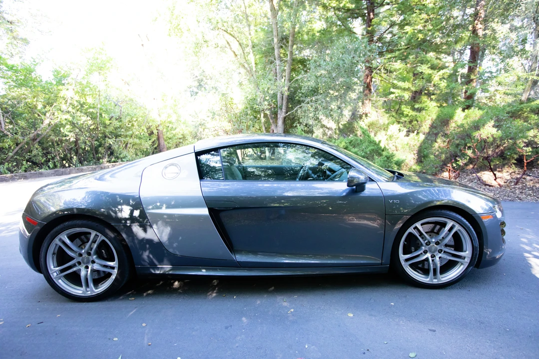 2010 Audi 42 R8 - Image 21 of 31