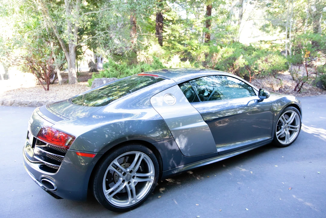 2010 Audi 42 R8 - Image 24 of 31