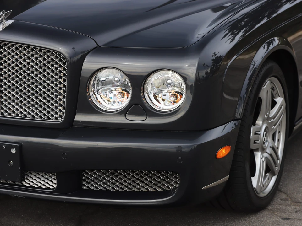 2010 Bentley Azure 2nd Gen - Image 24 of 31